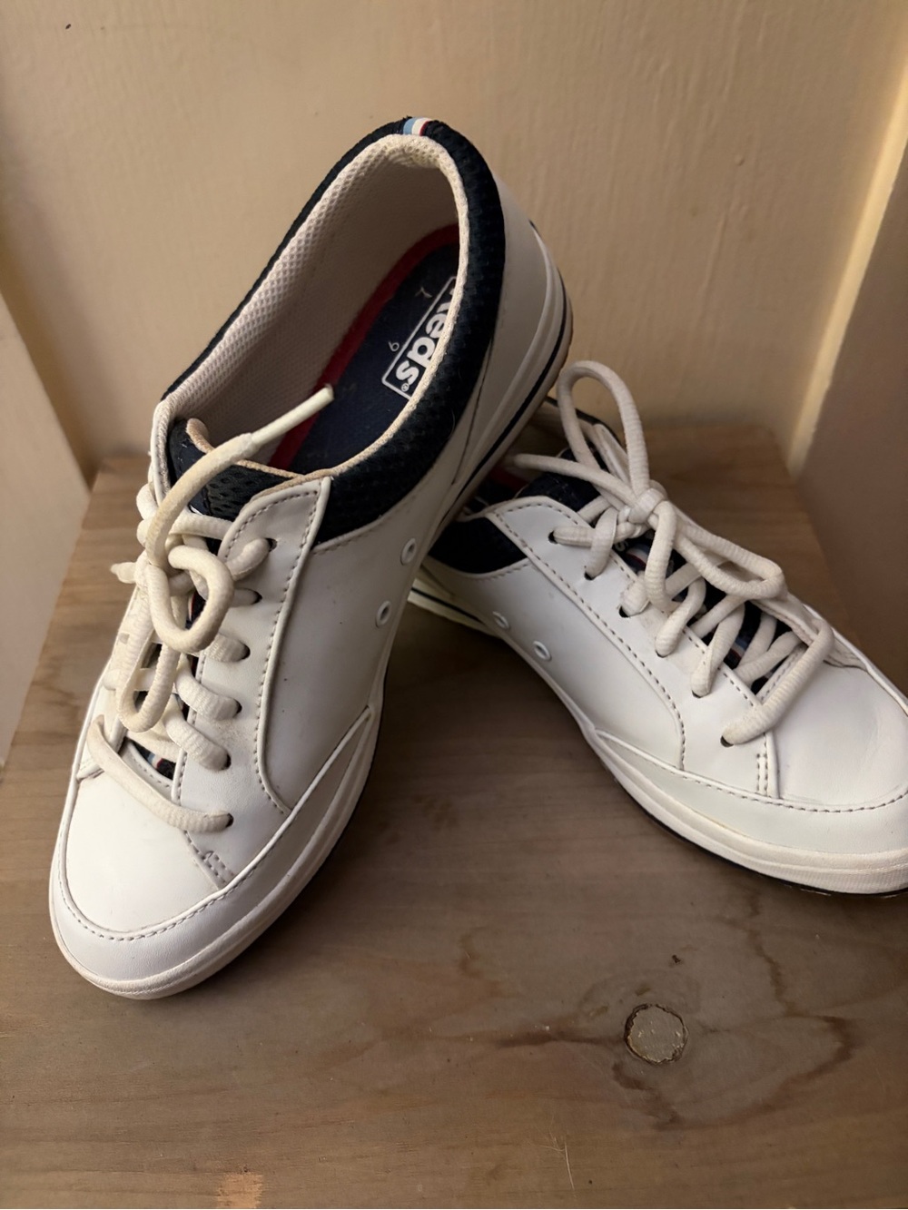 Keds Rebel White Leather Navy Blue Sneakers 7.5